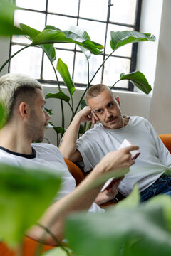 A guy listening a story