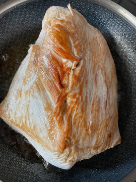 Gebratene Putenbrust.