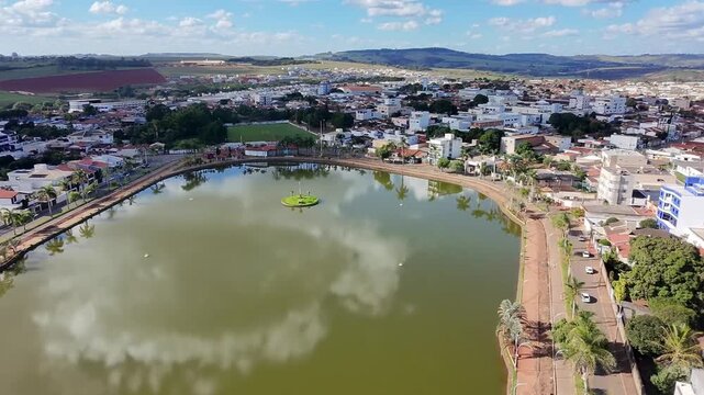 Imagens A&eacute;reas de Drone da Orla da Lagoa Formosa, Brasil