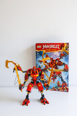 Obraz premium LEGO NINJAGO Kai's Ninja Climber Mech 71812 building set with retail box editorial
