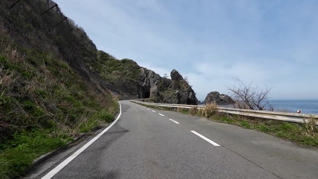 佐渡一周線の道路