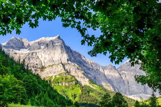 famous valley in austria - alpe eng