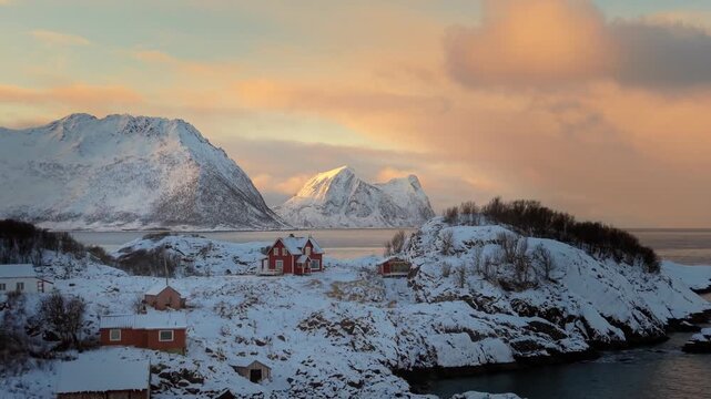 Casa aislada en la costa y fiordos noruegos