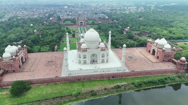 Aerial shot of Taj Mahal in Agra, Uttar Pradesh, India
