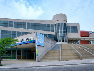 Obraz premium Main building of George Brown College, a community college in Toronto