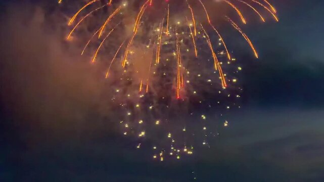 Beautiful 4th of July Fireworks over the Ocean in Laguna Beach, California (real video, not AI) 