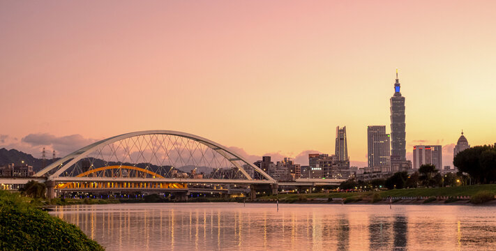 Panoramic Urban Skyline and Modern Cityscape in Taiwan, Asia Travel and Business Concept