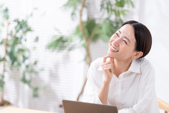 思う女性