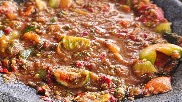 shrimp paste chili sauce with lime