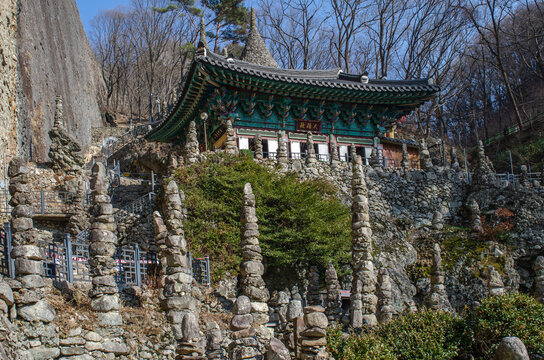 전라북도 진안 마이산과 탑사, Maisan Mountain and Tapsa Temple in Jinan, Jeollabuk-do