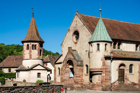 Kapelle St. Ulrich und Kirche St. Maternus in Avolsheim