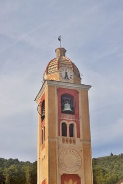 Campanile della chiesa a Varigotti