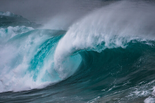 Surging Wave