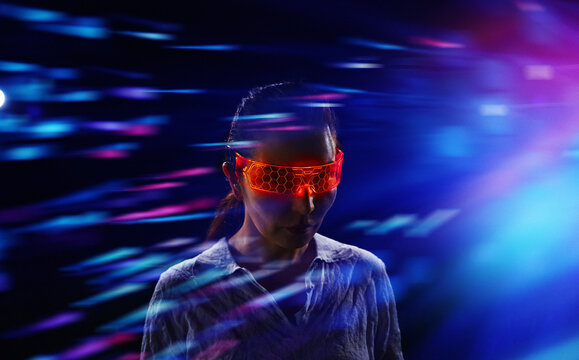 Immersive experience in virtual reality