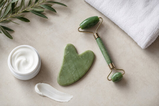 Green Jade Gua Sha and Facial Roller With Skincare Cream and Towel