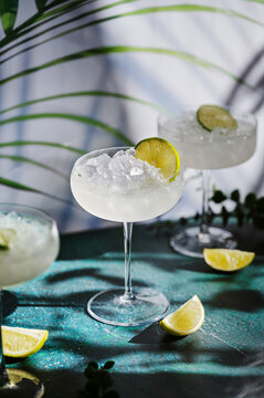 Refreshing lime margarita cocktail with crushed ice
