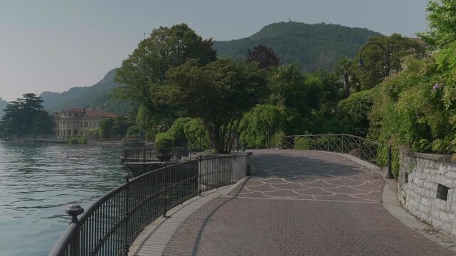 Como_lakeside_promenade_04