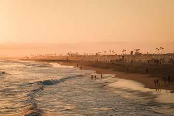 Naklejka premium Sunset view of the ocean from Balboa Pier, Newport Beach, California