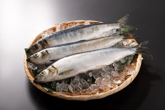 ［北海道産］にしん　（ウロコ取り済み）