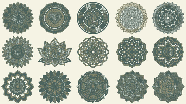 Set di quindici mandala ornamentali in stile etnico con motivi geometrici e floreali complessi, disegnati in tonalit&agrave; verde salvia su sfondo neutro per design decorativo.