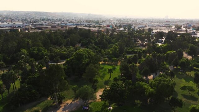 Parque Morelos de Tijuana: vista a&eacute;rea con drone en atardecer