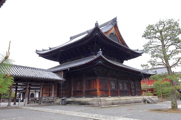 Obraz premium Myoshin ji Temple, a Zen Buddhist complex with 46 sub temples, in Ukyo Ward, Kyoto, Japan