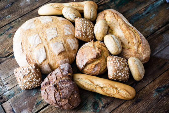 Various sorts of bread