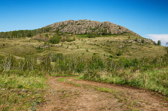 Southern Urals in spring: Irendyk ridge, Mount Toratash.
