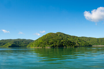 沖縄県大宜味村塩屋湾の風景 © kintomo