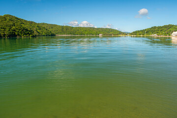 沖縄県大宜味村塩屋湾の風景 © kintomo