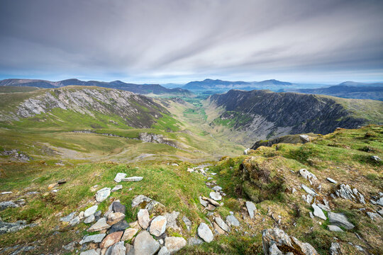 Looking out over Newlands from the summit of Dale Head with Hindscarth to the left and High Spy, Maiden Moor and Cat Bells to the right in the English Lake District, UK