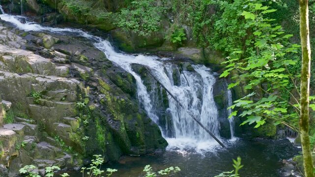 Bas de la cascade du Saut du Bouchot dans les Vosges