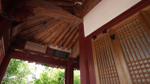 Korea Hwasun Chimsujeong traditional architecture pavilion building wooden structure roof tile dancheong nameplate culture heritage history 대한민국 한국 화순 침수정 전통 건축 한옥 정자 건물 기와 지붕 단청 현판 문화재 유산 역사