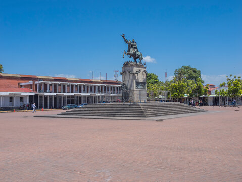 Monument to Justo Rufino Barrios, former president of Guatemala, on the plaza of the same name.