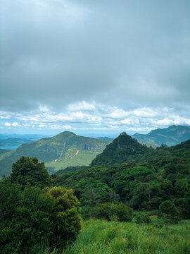 Mountain Peaks and Lush Valley Landscape in Riverston
