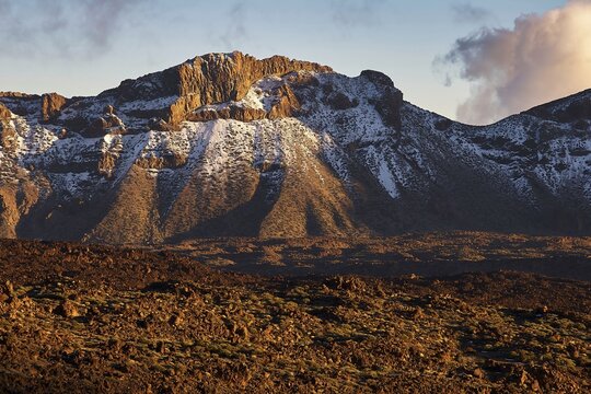 Mirador El Tabonal Negro, caldera, mountain landscape at sunrise with distinctive shadows, Teide National Park, Teide National Park, volcano, volcanism, UNESCO World Heritage Site, Tenerife, Canary Islands, Spain
