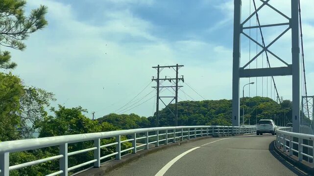 樋島大橋を通過する車内からの映像