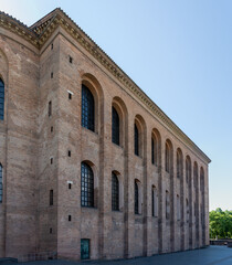 Obraz premium Side Facade of Konstantin Basilika in Trier