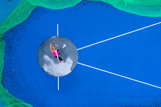 Top view of female discus thrower