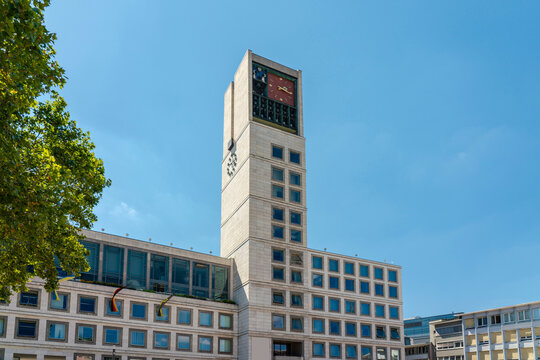 Stuttgart Town Hall with clock tower on sunny day, Stuttgart, Germany