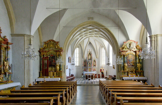 Innenansicht der Pfarrkirche Stallhofen . Steiermark . &Ouml;sterreich