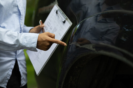 Auto Insurance Damage Assessment with Inspection Checklist