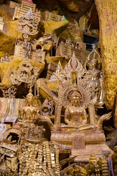THAILAND NAKHON NAYOK WAT MANEEWONG