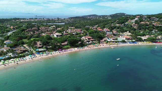 4K Drone Footage &ndash; Aerial View of Ferradura Beach, B&uacute;zios, Rio de Janeiro, Brazil