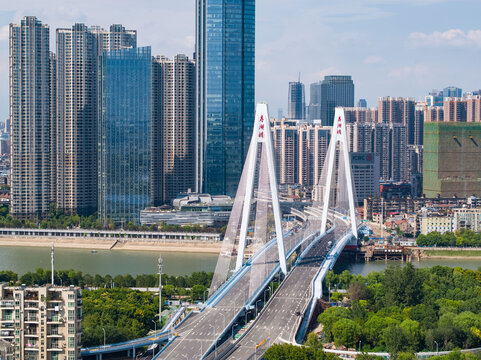 Sister Bridge Across Han River, Wuhan City Skyline