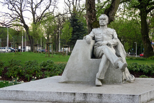 Goleni&oacute;w, Poland. J&oacute;zef Piłsudski Monument in J&oacute;zef Piłsudski Square
