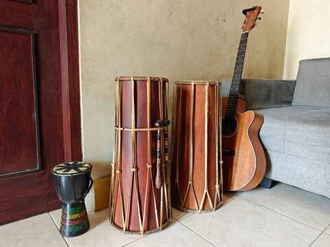 Traditional Indonesian Kendang Drums and Acoustic Guitar Indoors
