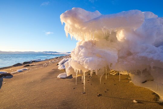Guba Voronya, Barents Sea bay. Kola Peninsula landscape