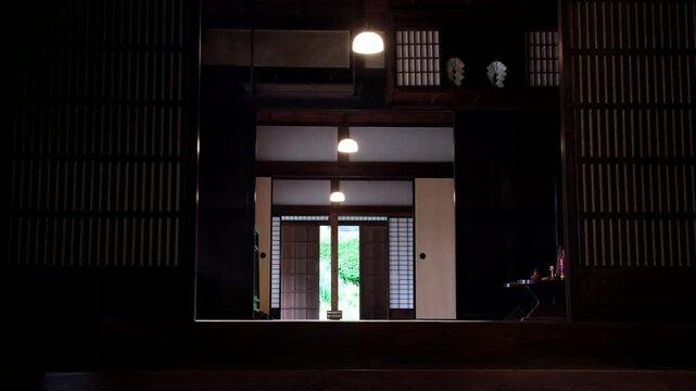 座敷の明かり