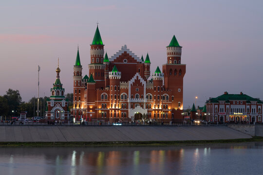 YOSHKAR-OLA, RUSSIA - AUGUST 31, 2024: View of the Puppet Theater building in August twilight